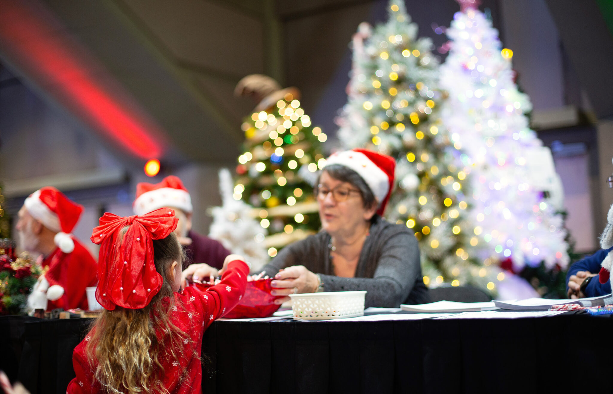 Carousel-2025-santas-breakfast